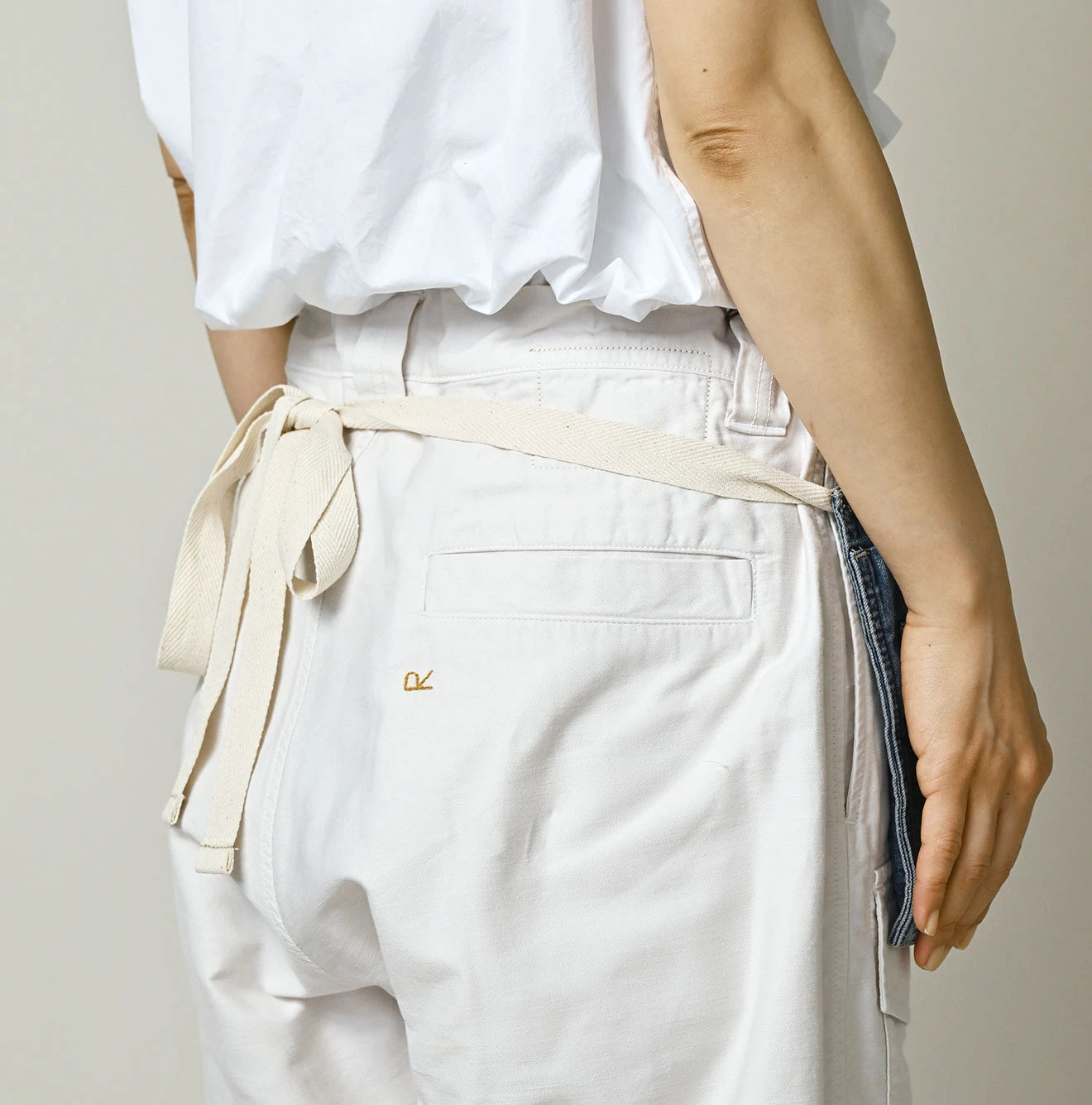 Mugi Denim Over Tablier Distressed