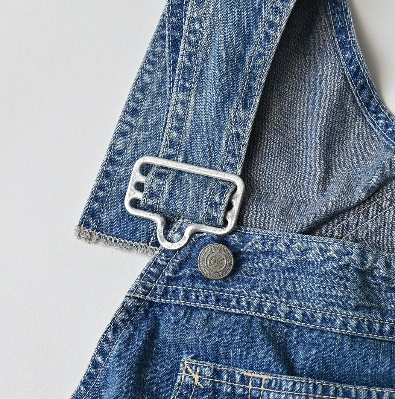 Mugi Denim Over Tablier Distressed