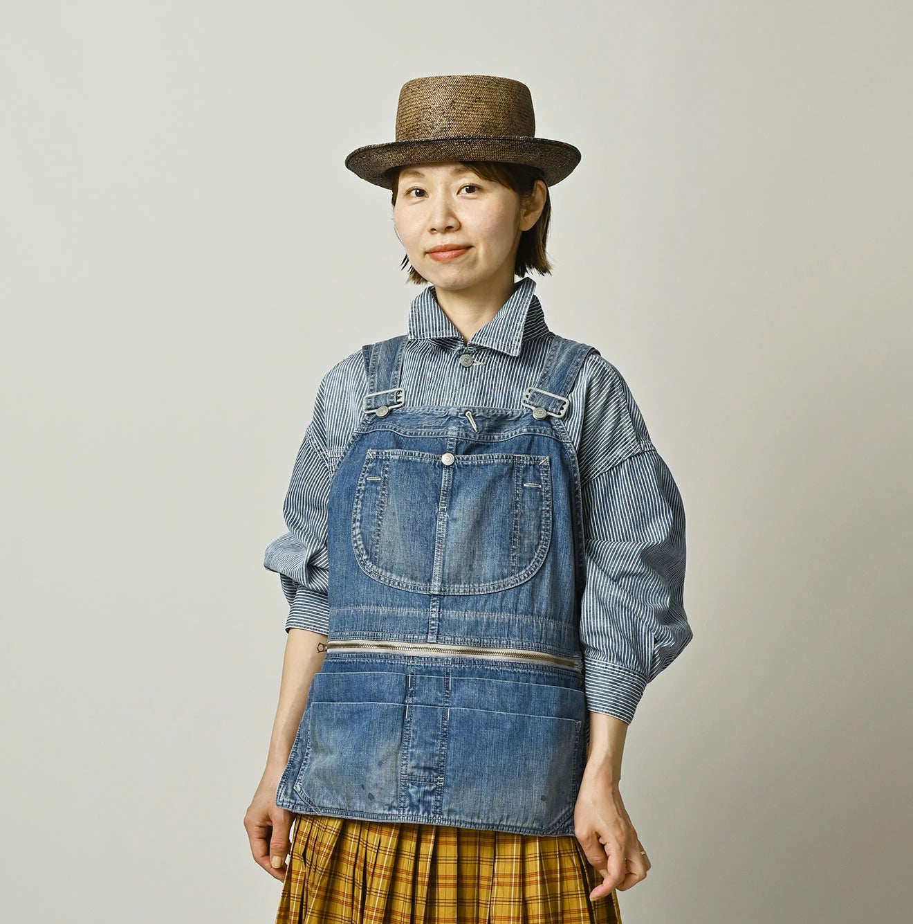 Mugi Denim Over Tablier Distressed