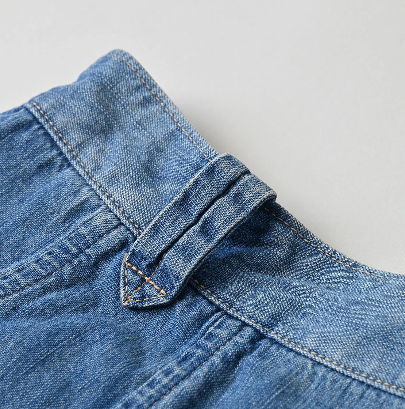 Mugi Denim Soufflé Skirt Distressed