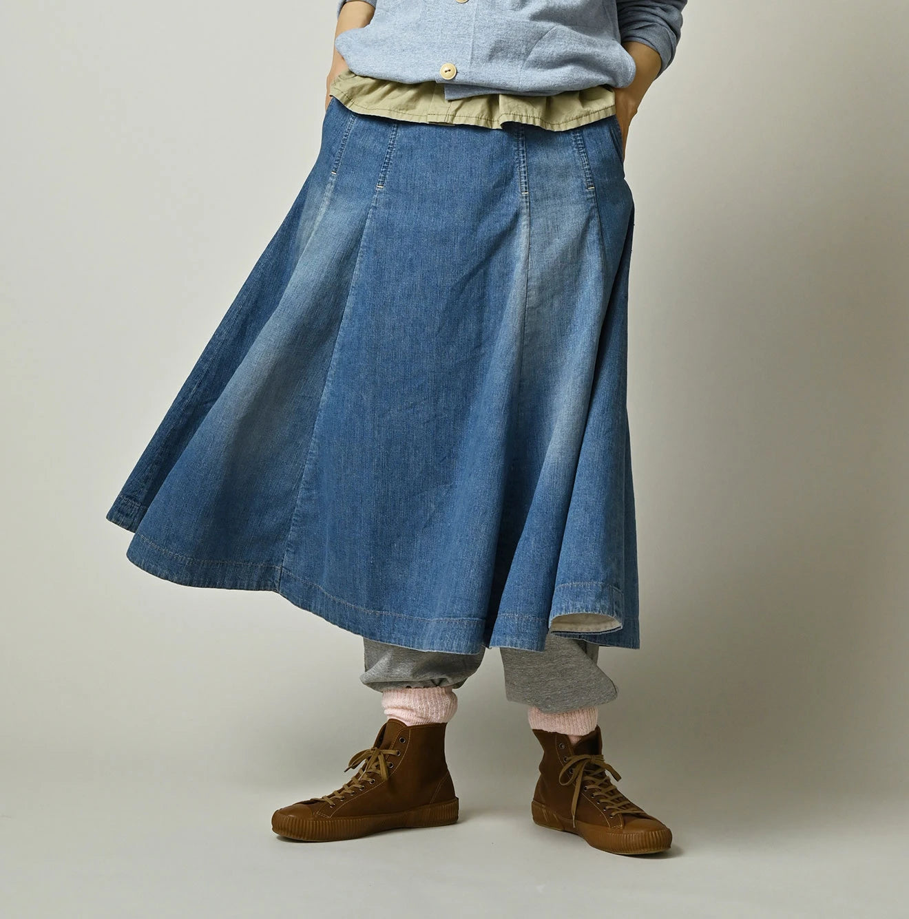 Mugi Denim Soufflé Skirt Distressed