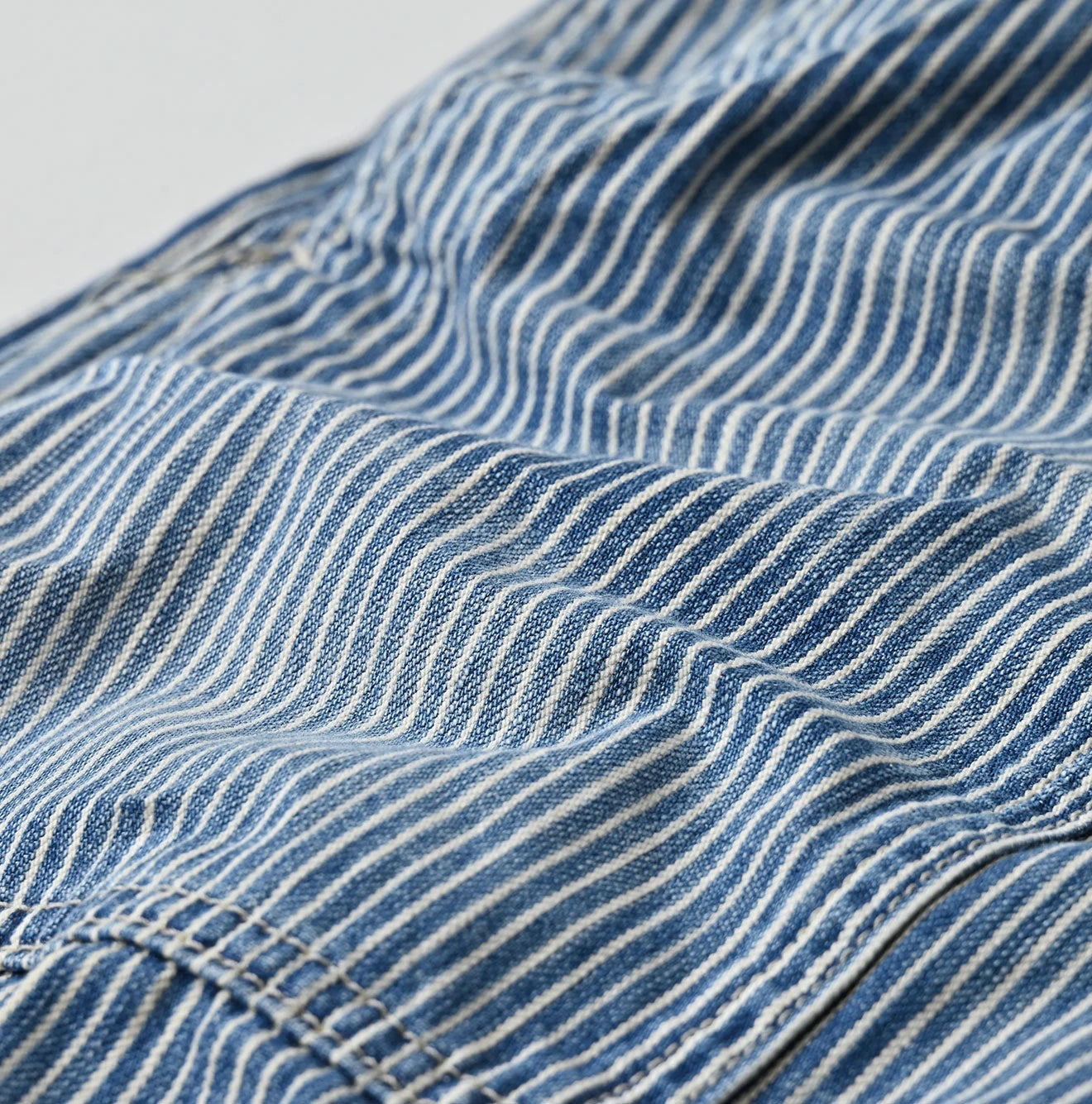 Mugi Denim 908 Baker Pants Distressed