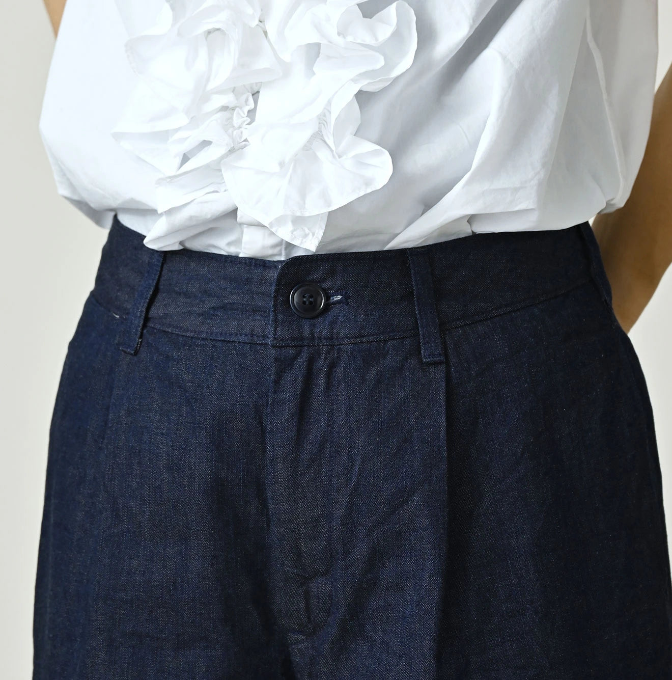 Mugi Denim Lucy Bermuda Pants Nou