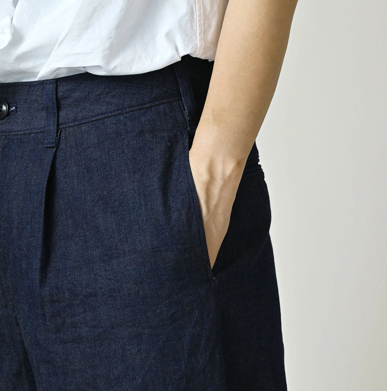 Mugi Denim Lucy Bermuda Pants Nou