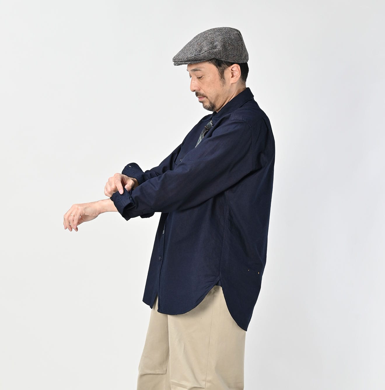Indigo Supima OX 908 Military Shirt Male Model
