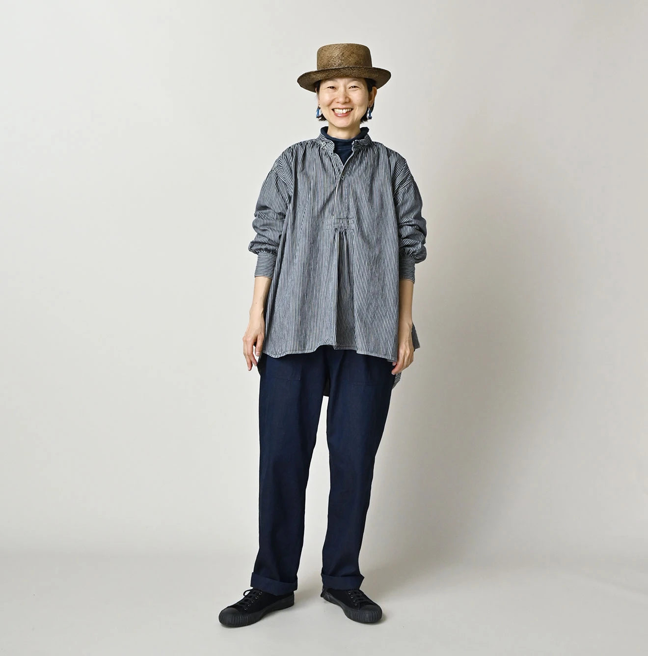 Hickory Komugi Denim Shawl Collar Blouse Distressed