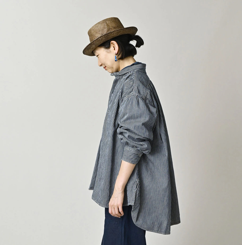 Hickory Komugi Denim Shawl Collar Blouse Distressed