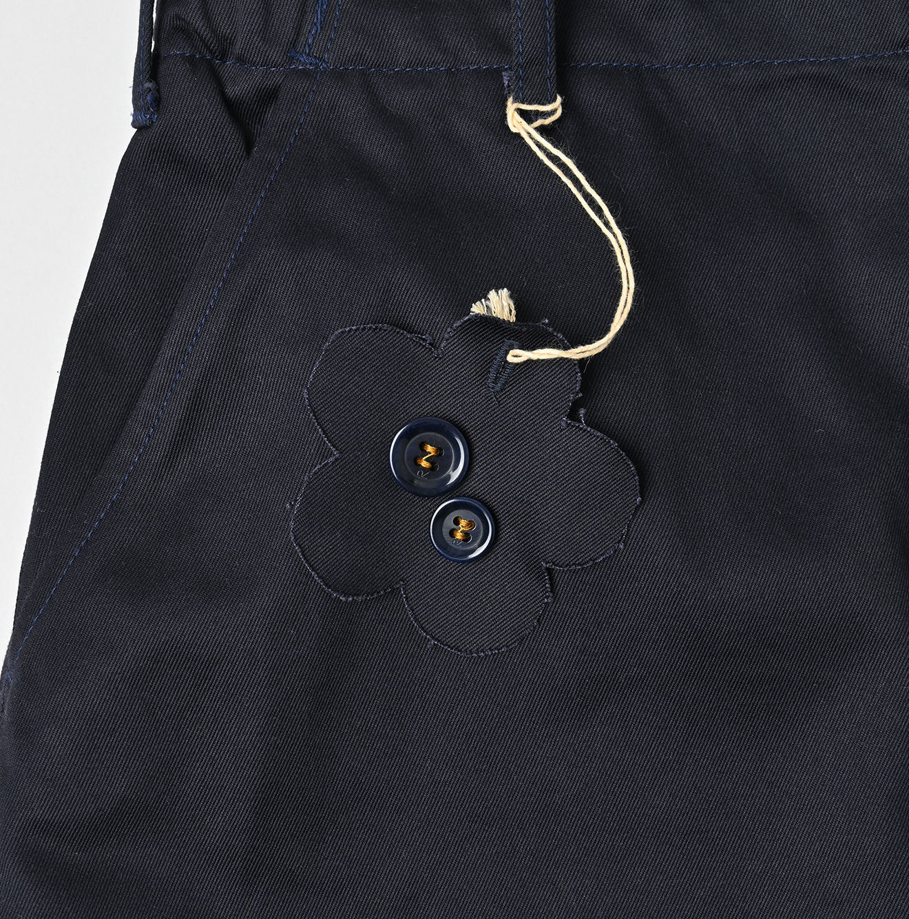 2-Ply Chino Chigo Skirt Detail