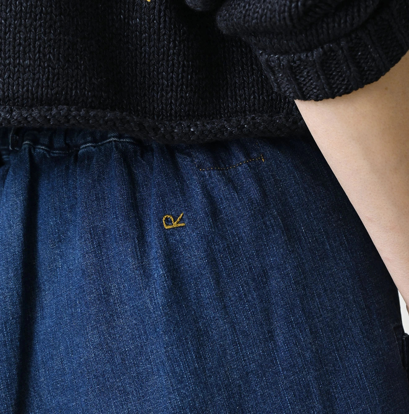 Komugi Denim Lace x Wrap Skirt Distressed