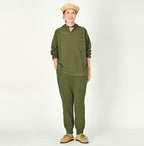 Tenjiku Knitsew 908 Pants Female Model