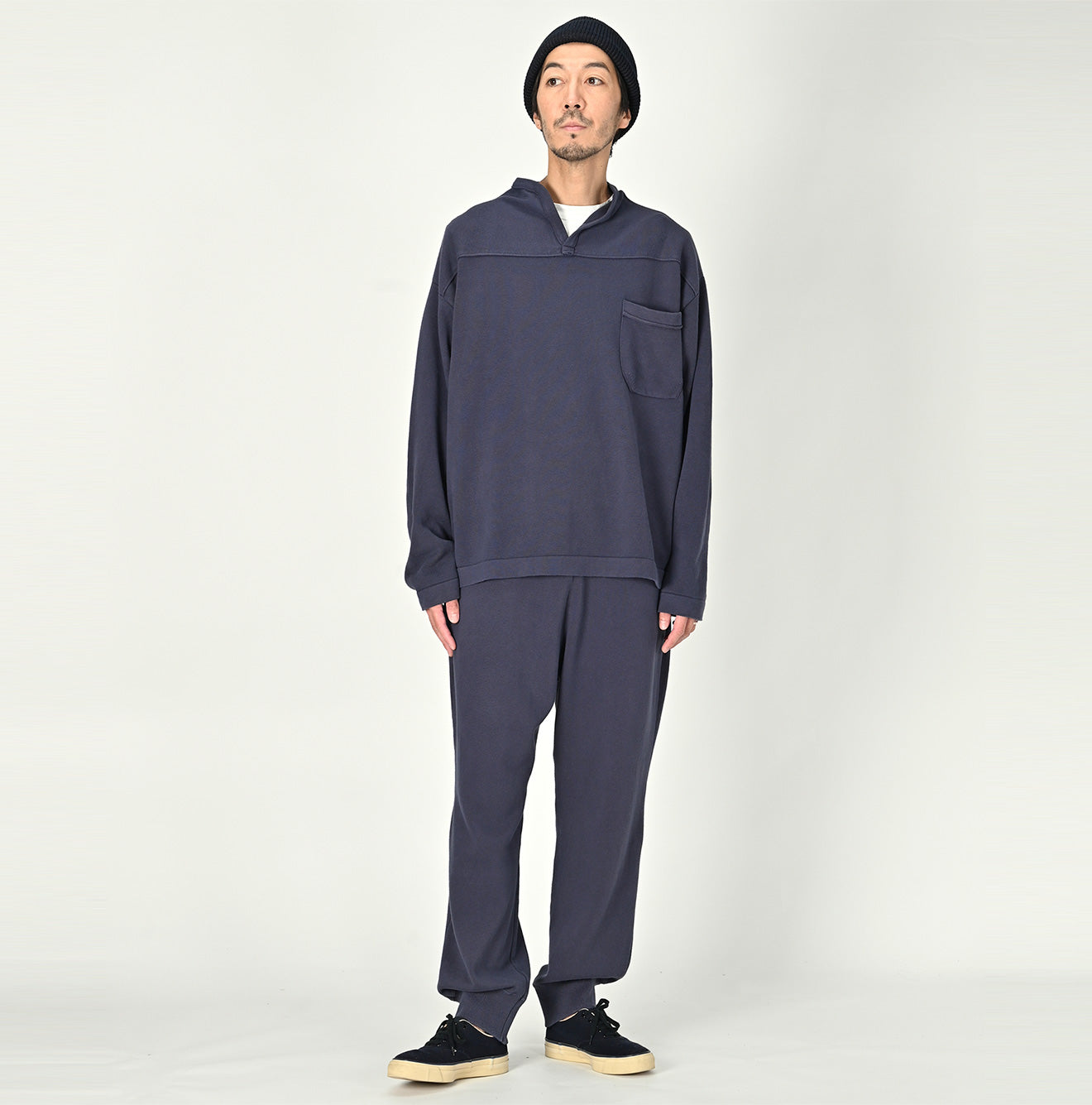 Tenjiku Knitsew 908 Pants Male Model