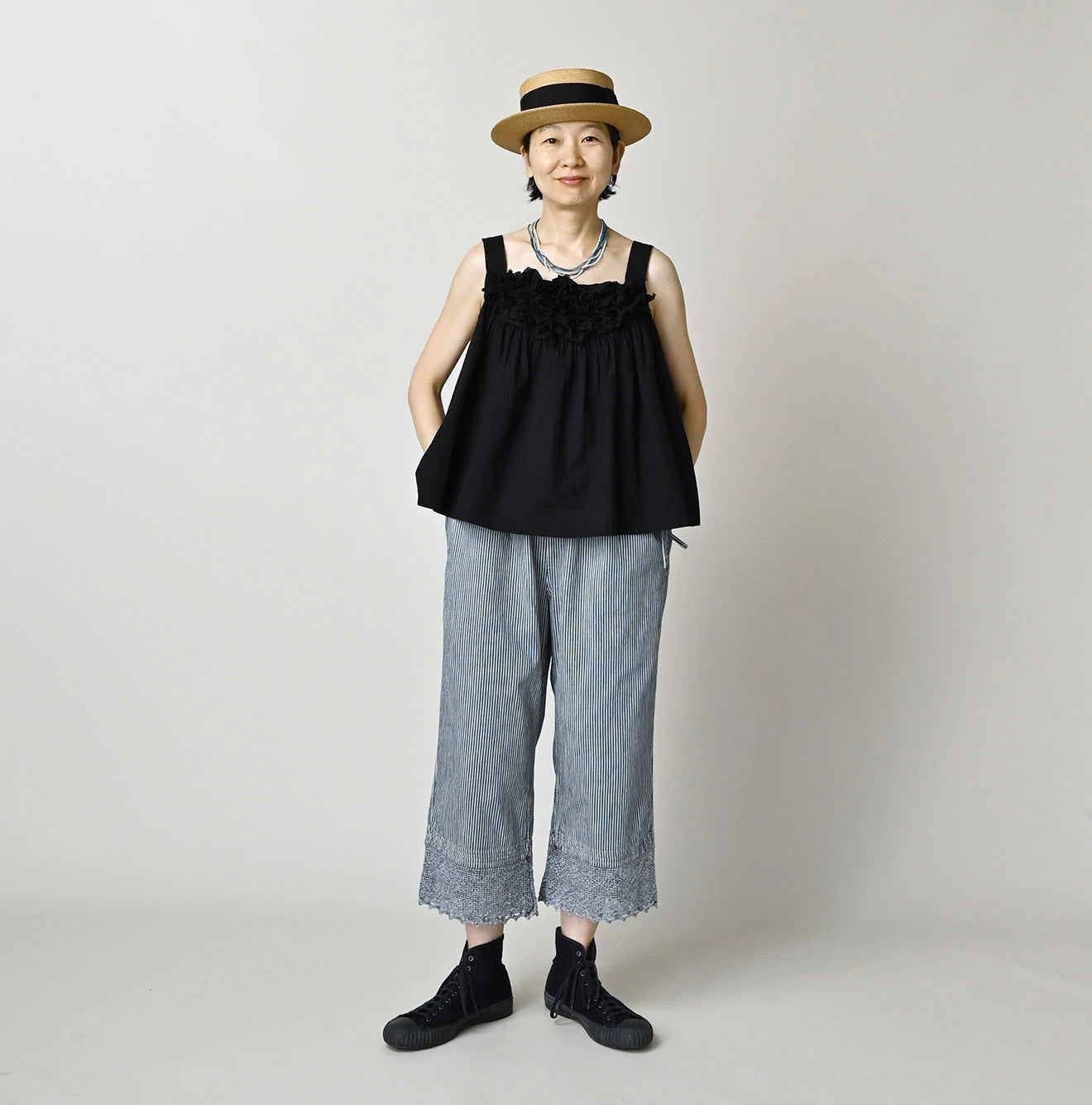 Komugi Denim Lace x Petit Pants Distressed
