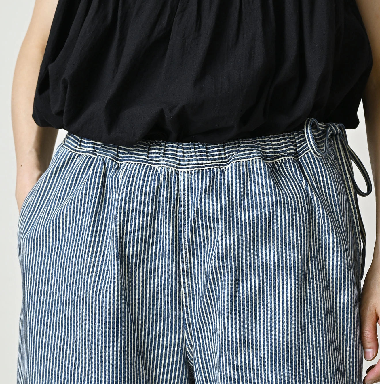 Komugi Denim Lace x Petit Pants Distressed