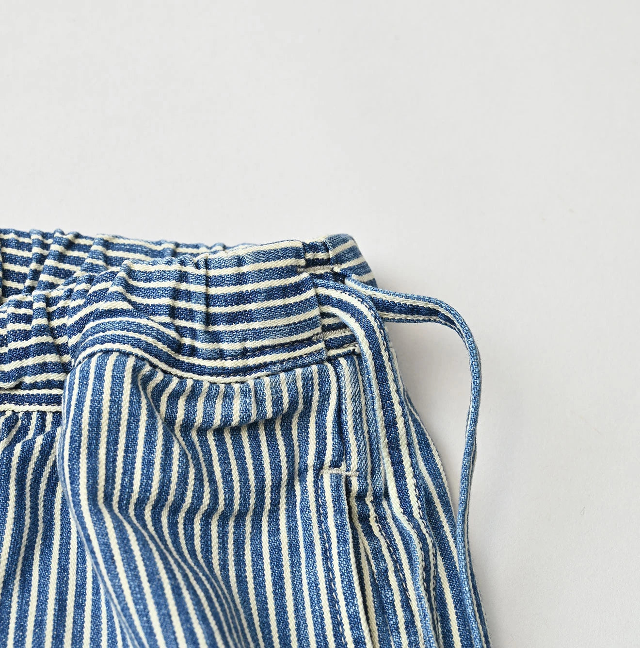 Komugi Denim Lace x Petit Pants Distressed