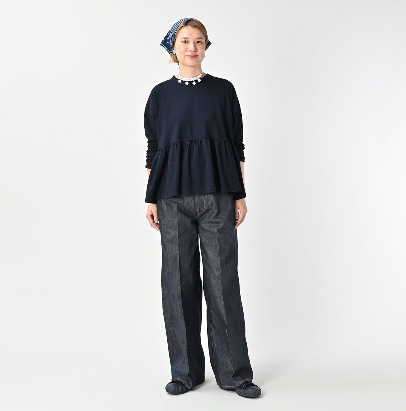 Indigo Tenjiku Frill T-shirt Nou Female Model