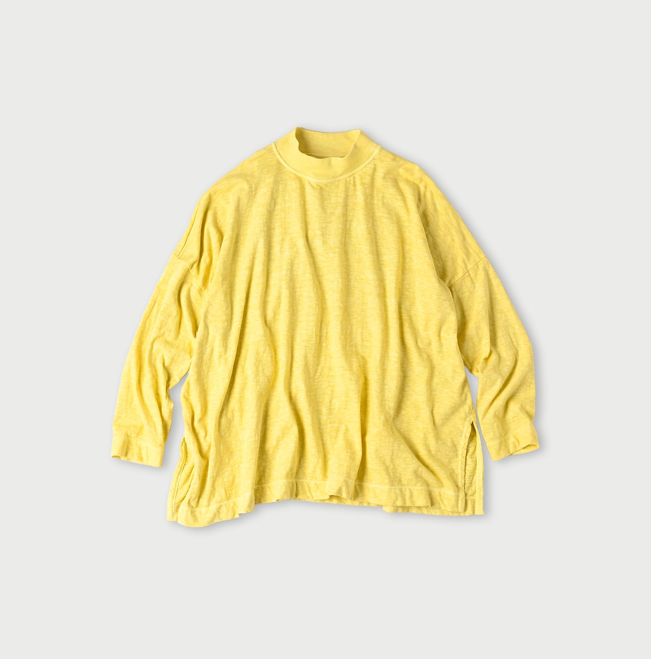 Plant Dyed Yock Neck Big Slit T-shirt Ginkgo