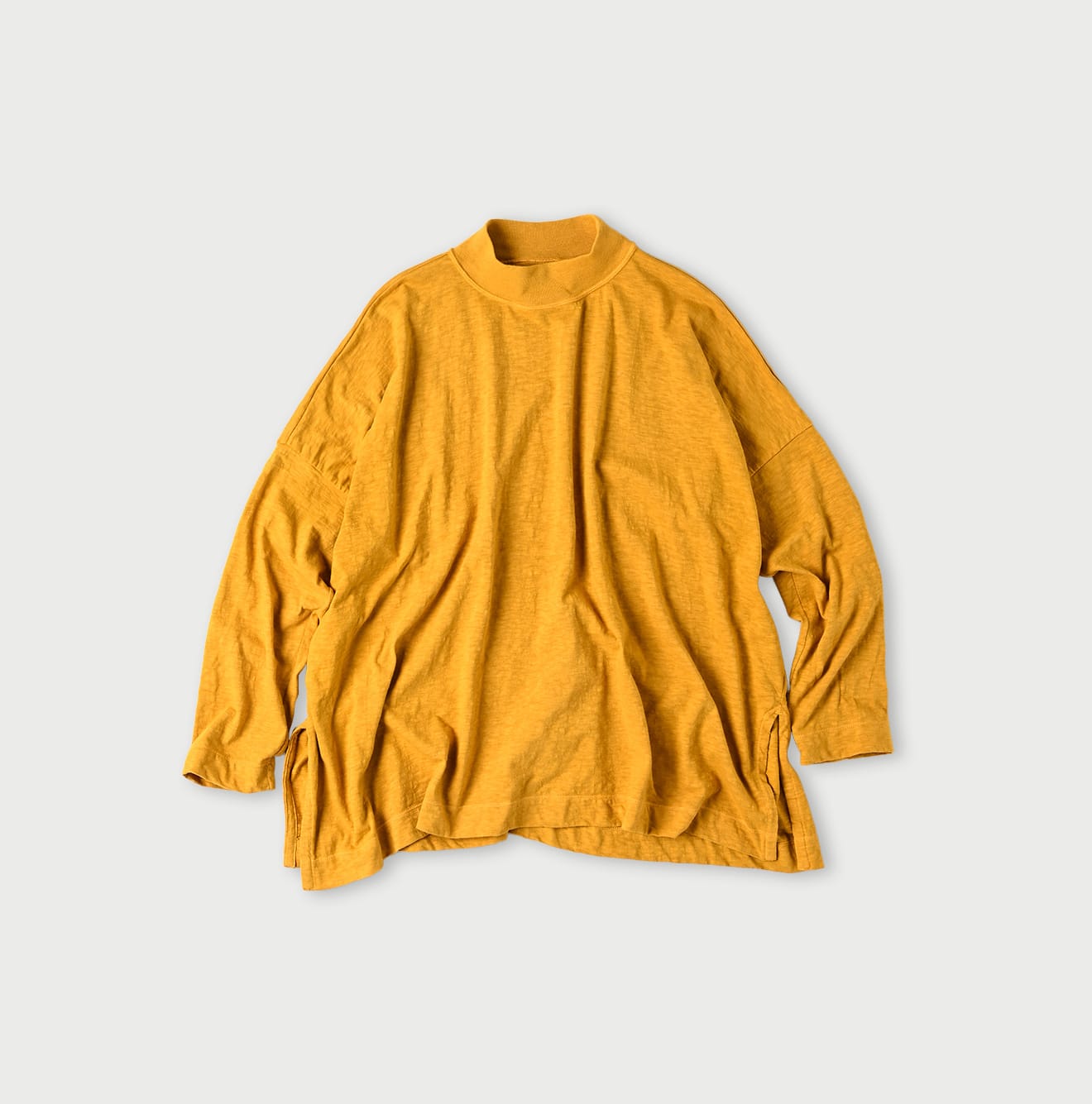 Plant Dyed Yock Neck Big Slit T-shirt Maple
