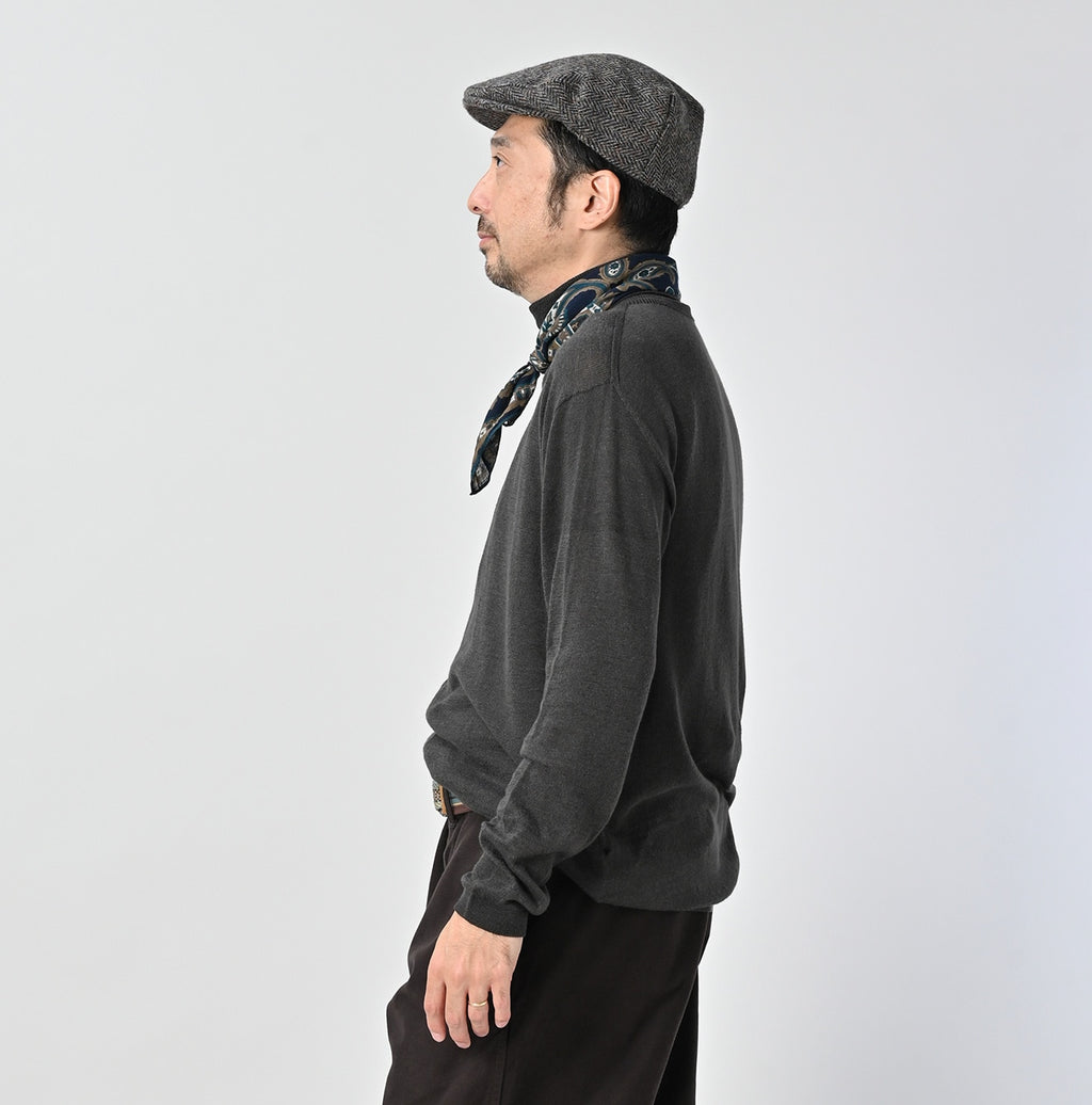Whole Super Gauze 908 Turtle Neck Male Model