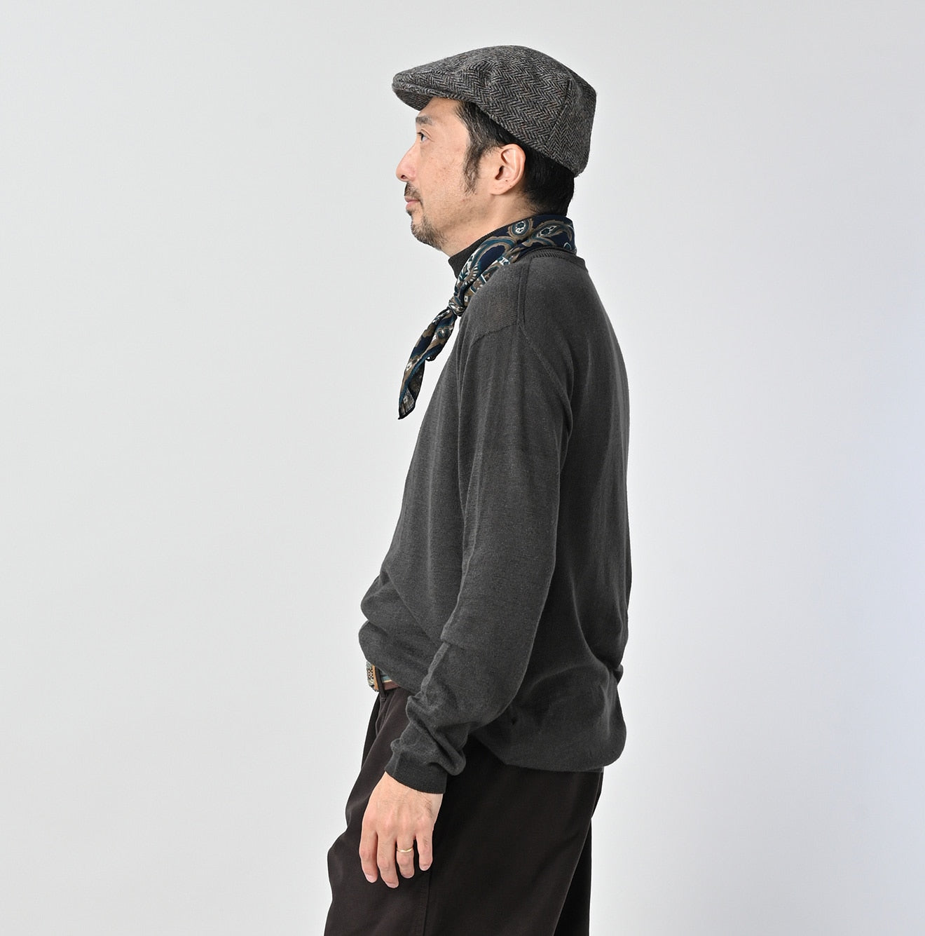 Whole Super Gauze 908 Turtle Neck Male Model