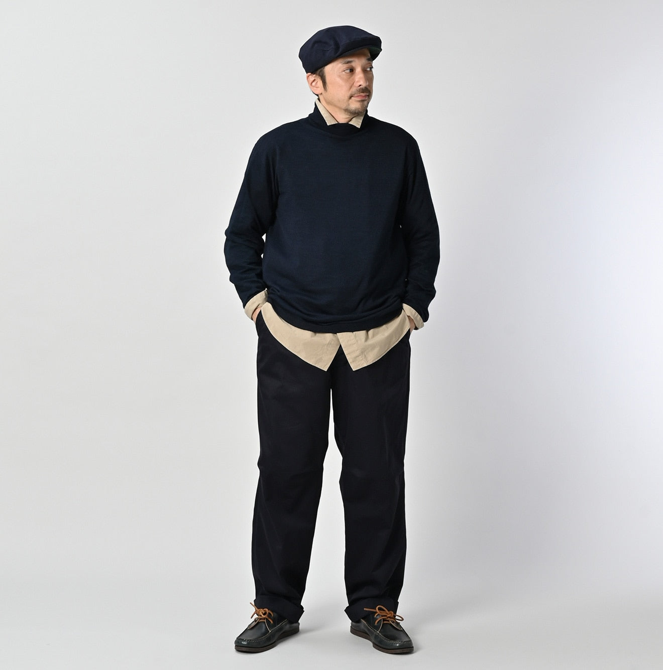 Indigo Whole Super Gauze 908 Turtle Neck Male Model