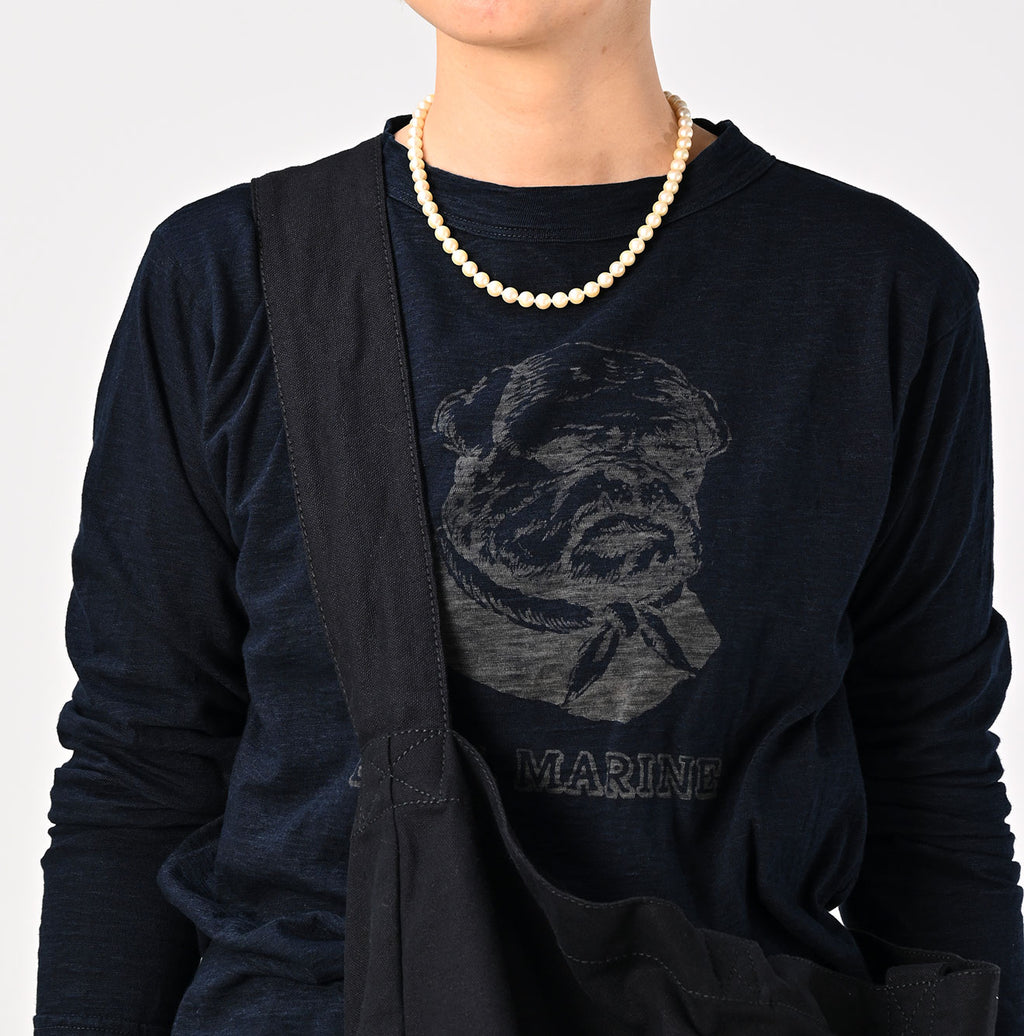 Indian 45 Star Tote Large Female Model