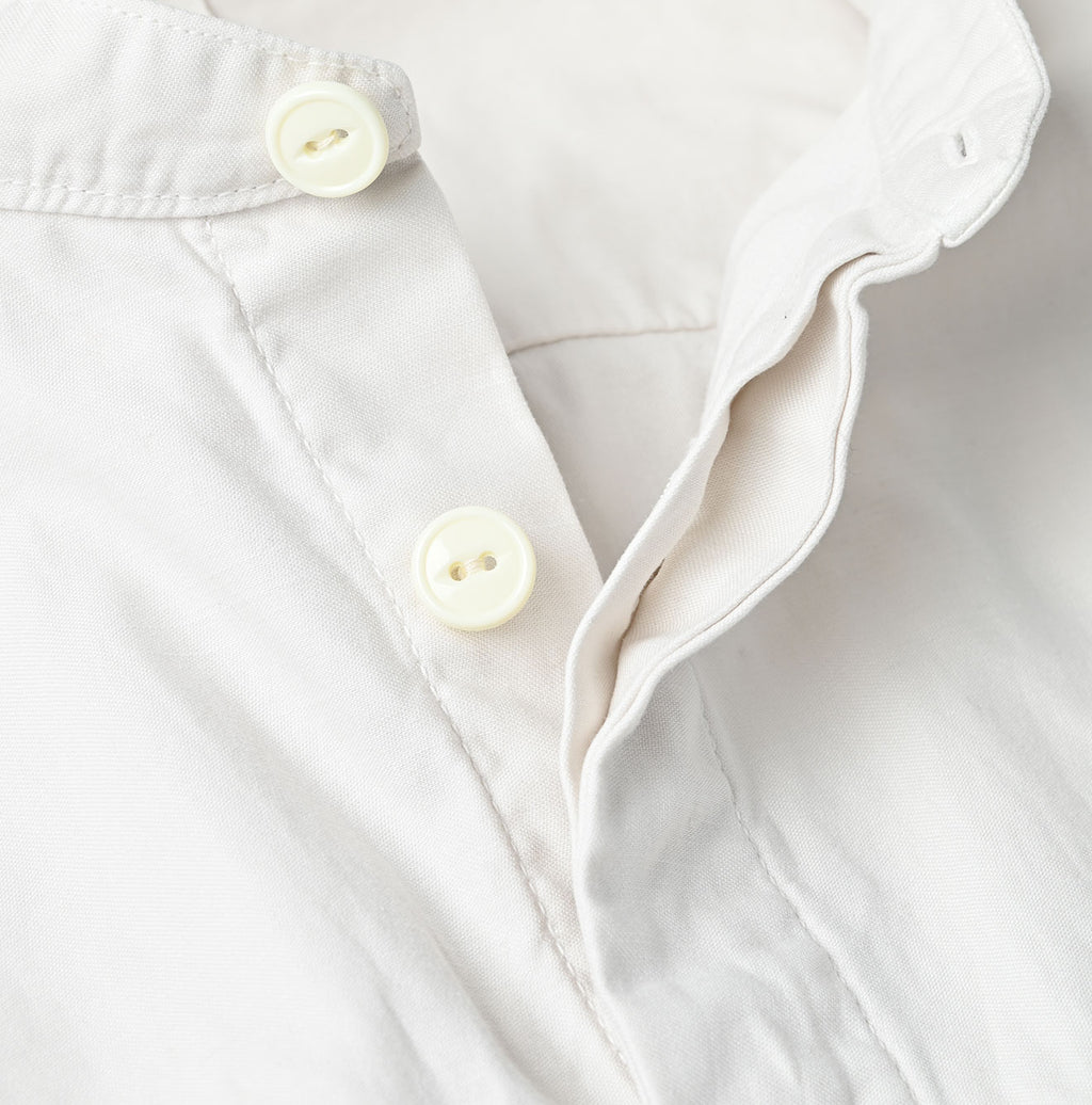 Thin Back Satin 908 Nîmes Shirt Detail