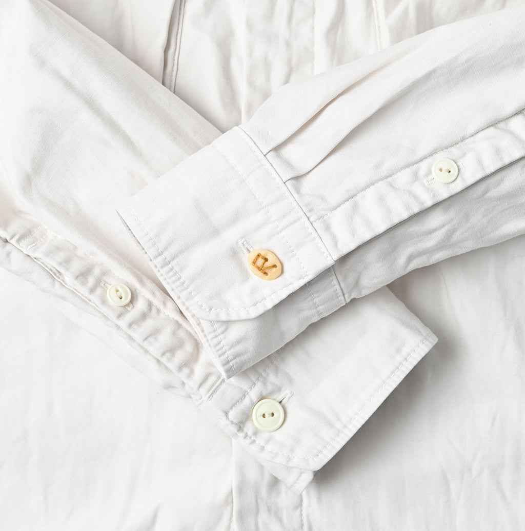 Thin Back Satin 908 Nîmes Shirt Detail