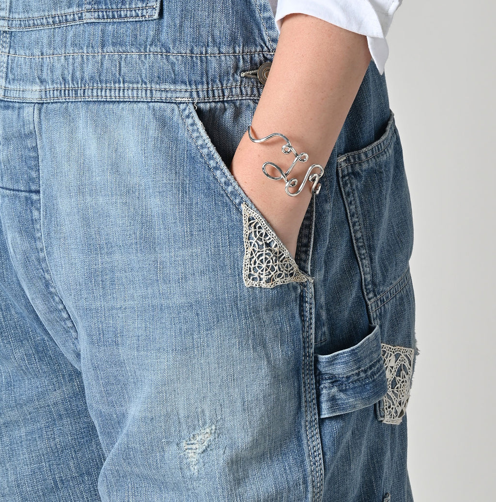 Mugihiko 908 Overalls APPARE Finish Lace Lace Detail