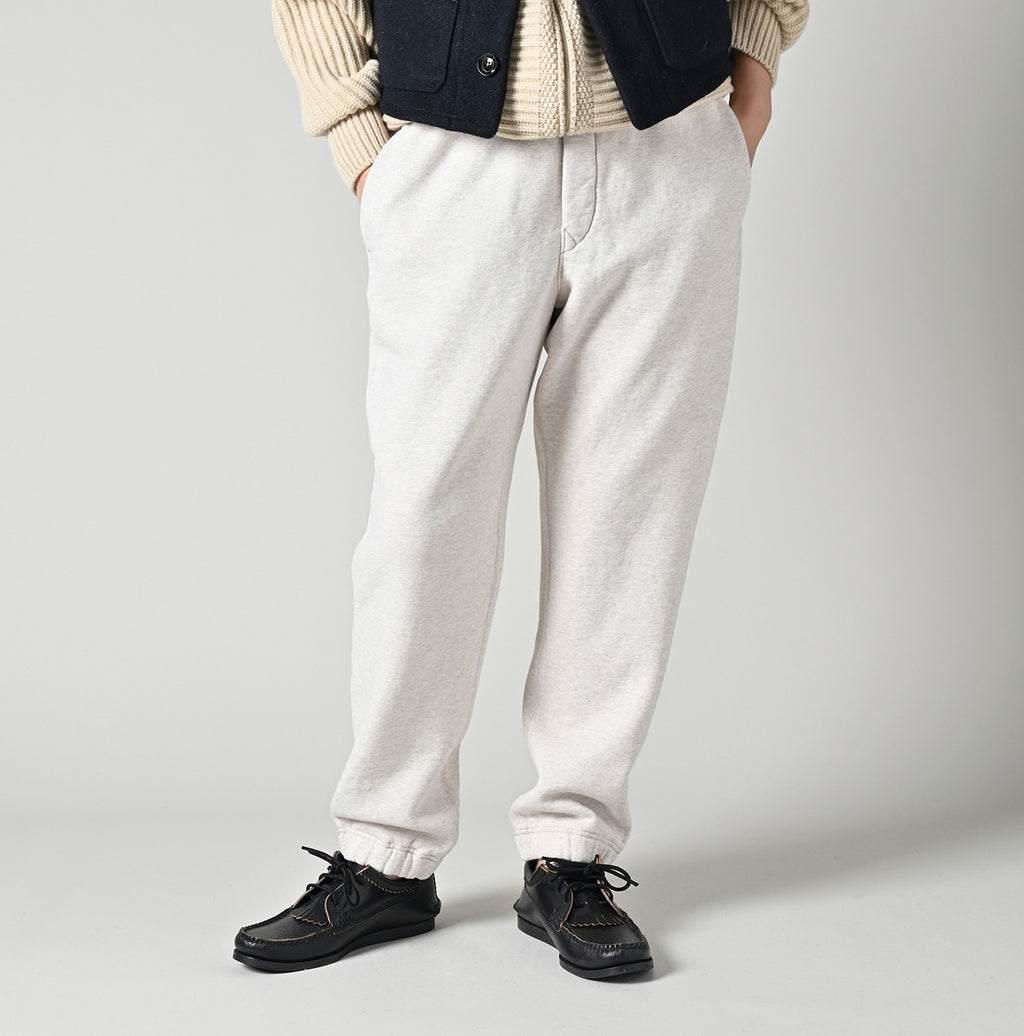 Top Heritage Urake 908 Sweatpants Female Model