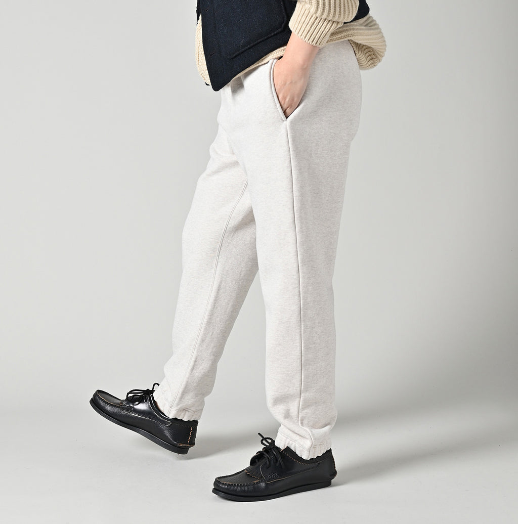 Top Heritage Urake 908 Sweatpants Female Model