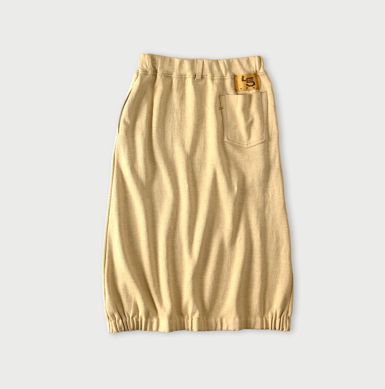 Smooth Skirt Back
