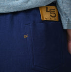 Smooth Skirt Detail