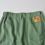 Smooth Skirt Detail