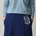 Smooth Skirt Detail