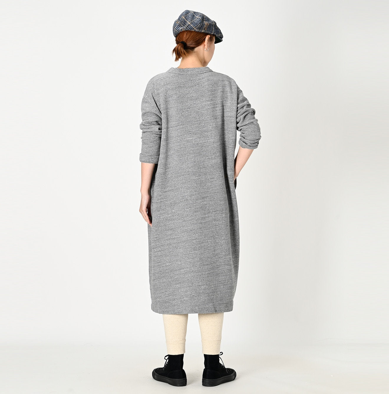 Top Urake Dress Female Model