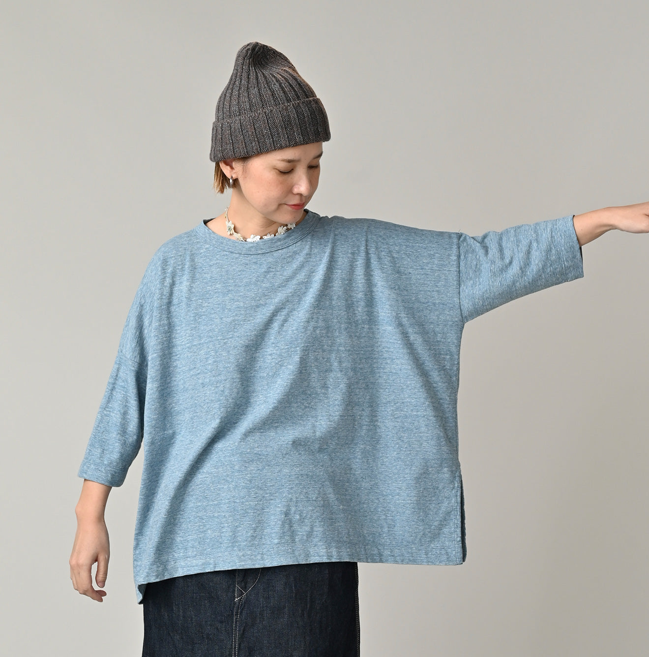 Top Tenjiku Big Slit T-shirt Female Model