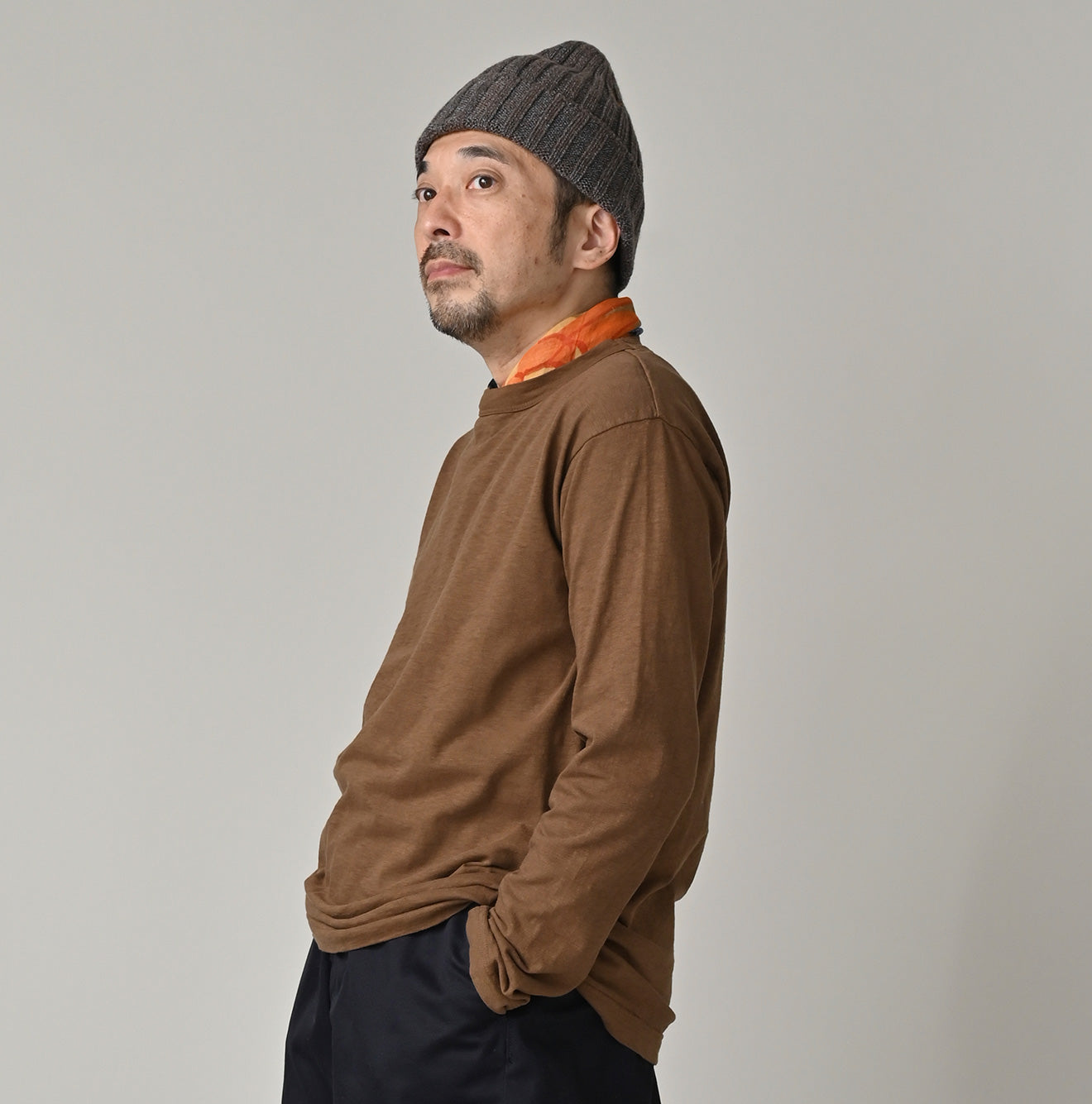 Tenjiku 908 45 Star Long Sleeve T-shirt Male Model