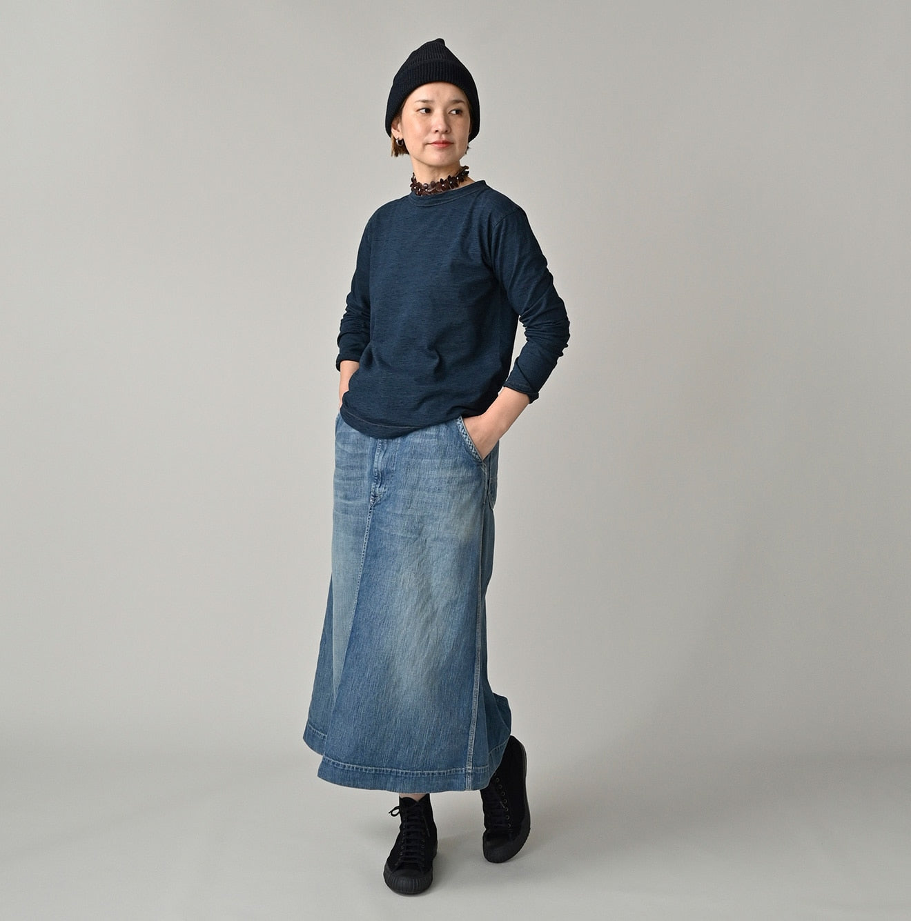 Indigo Tenjiku 908 45 Star Long Sleeve T-shirt Female Model