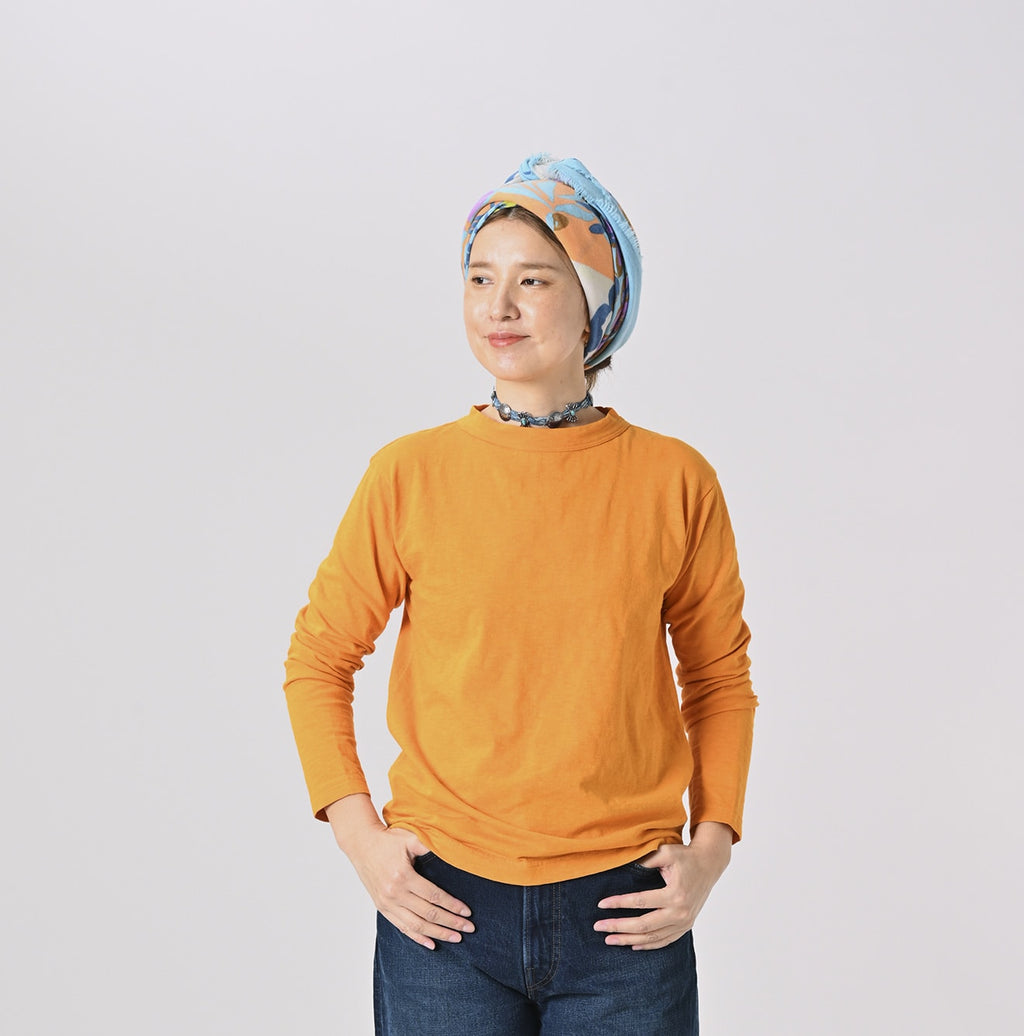 Long Sleeve 908 45 Star T-shirt Female Model