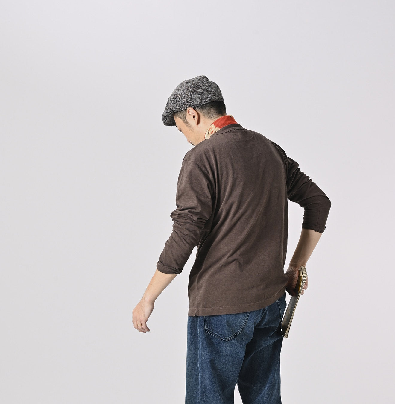 Plant Dyed Long Sleeve 908 45 Star T-shirt Male Model