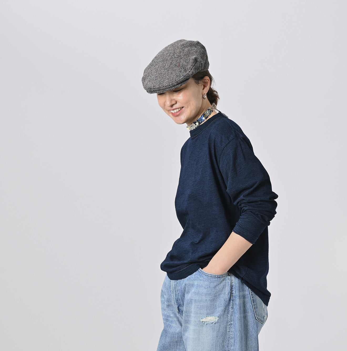 Indigo 908 Ocean T-shirt Female Model