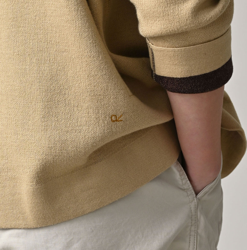 Smooth Yock Neck M Shirt Detail