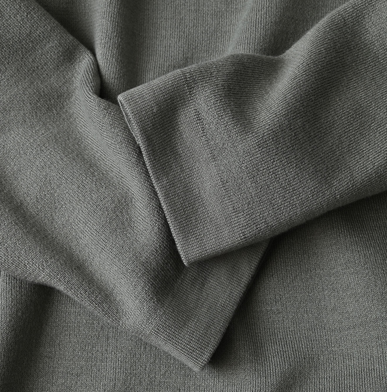 Smooth Yock Neck M Shirt Detail