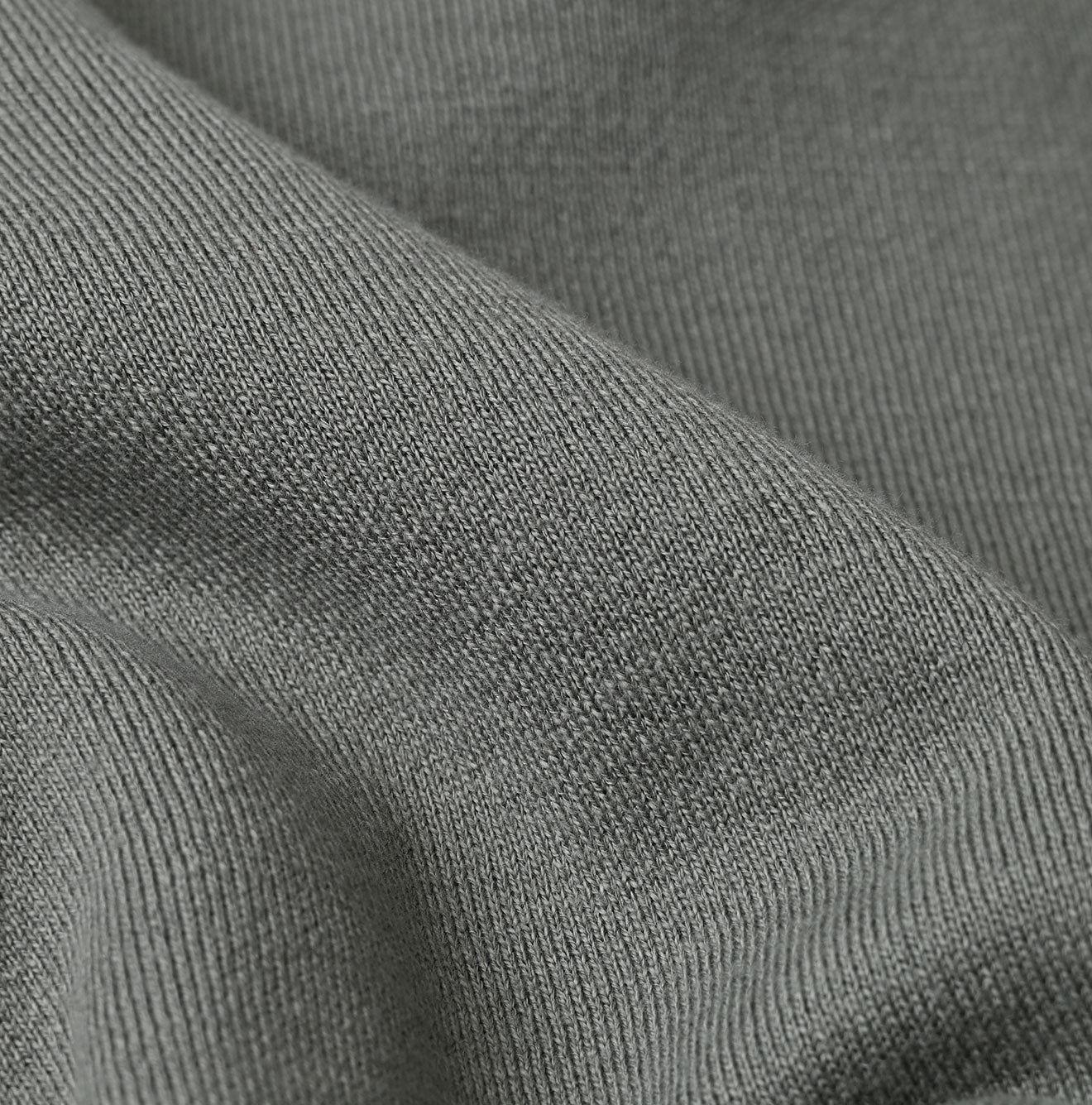 Smooth Yock Neck M Shirt Detail