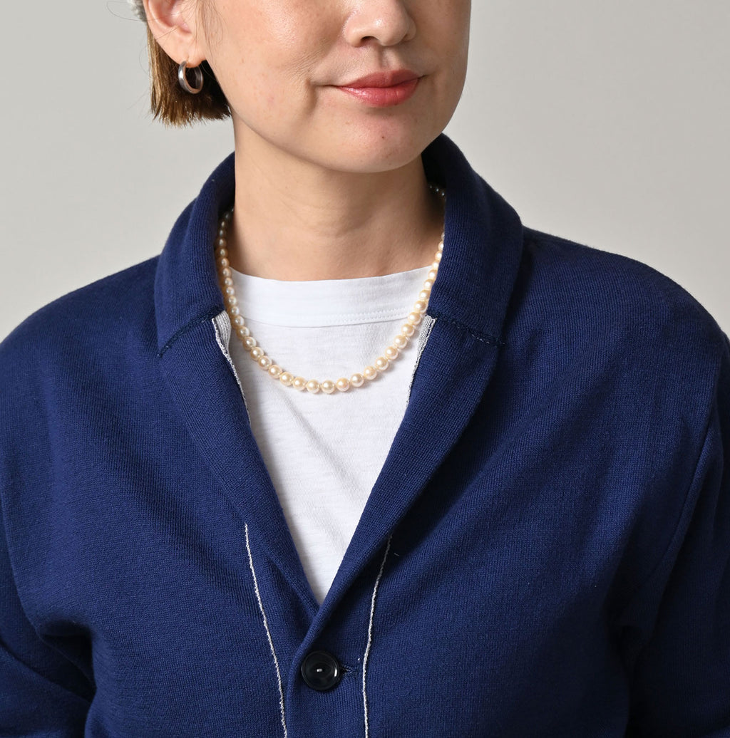 Smooth 908 Shawl Cardigan Detail