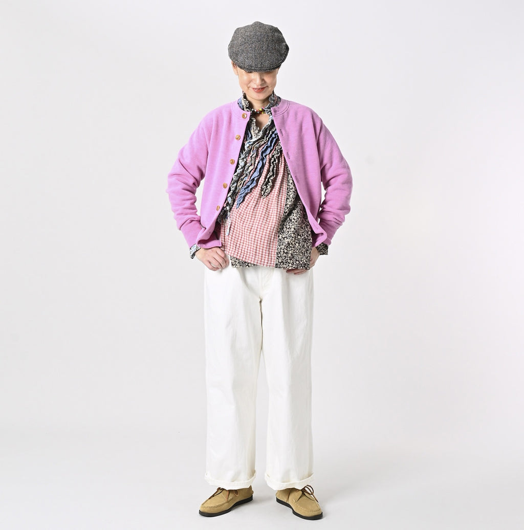 Horizontal Urake 908 Cardigan Female Model