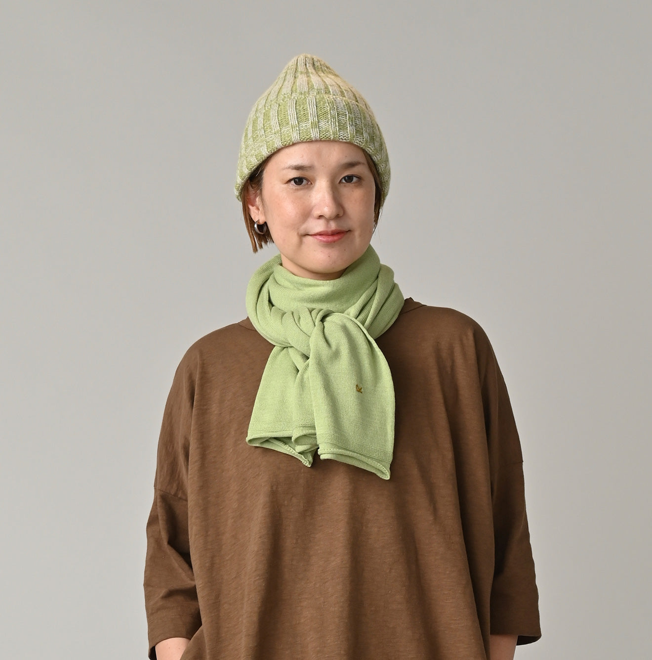 Super Gauze Muffler Female Model