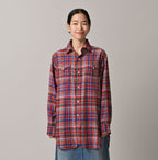 Gauze Double Woven 908 Gatcha-Pocket Shirt Female Model
