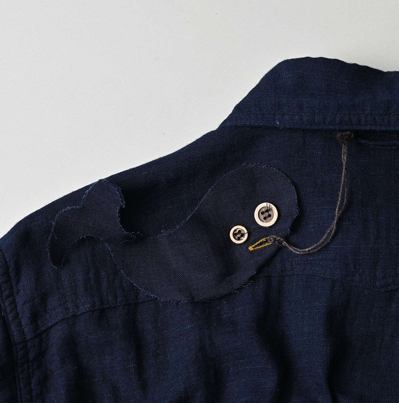 Indigo Gauze Double Woven 908 Gatcha-Pocket Shirt Detail