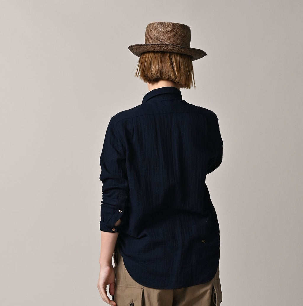 Indigo Gauze Double Woven 908 Loafer Button Down Shirt Female Model